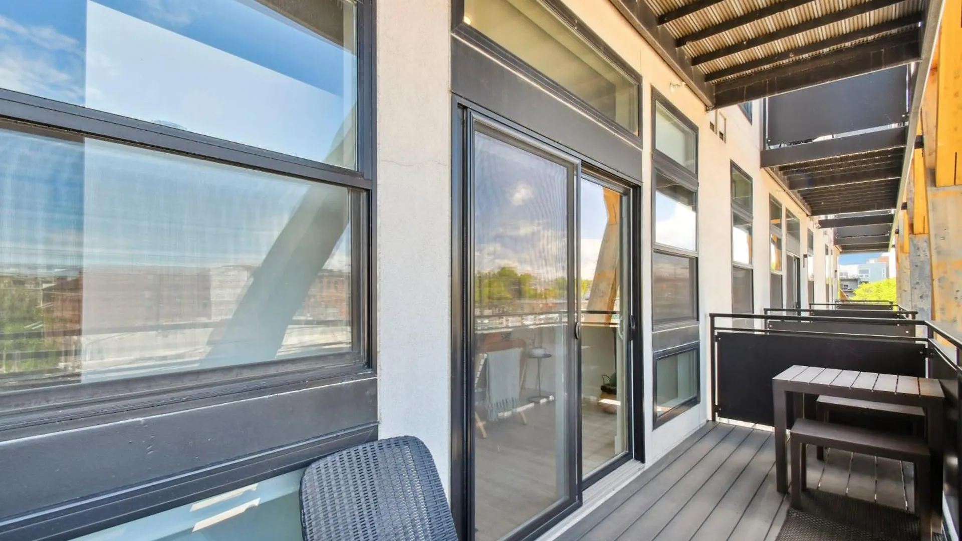 2880: Sunlit Escape Villa Denver Holiday home